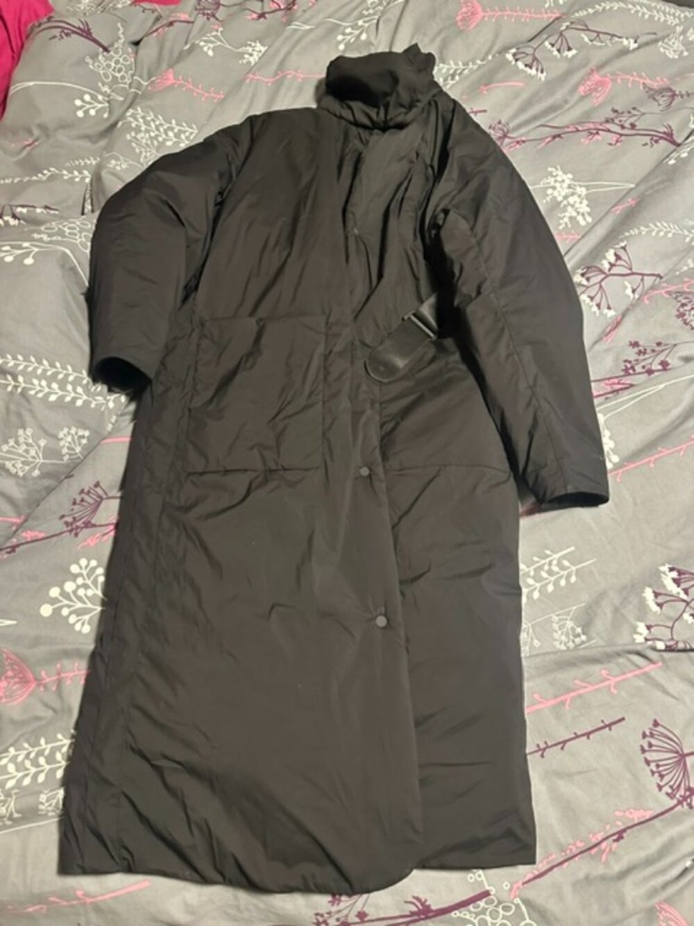 Lululemon Just Enough Puff Jacket size 4
